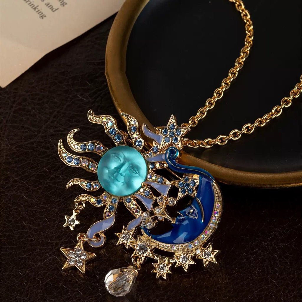 European Antique Moen Face Sun Moon Sun Moon Necklace